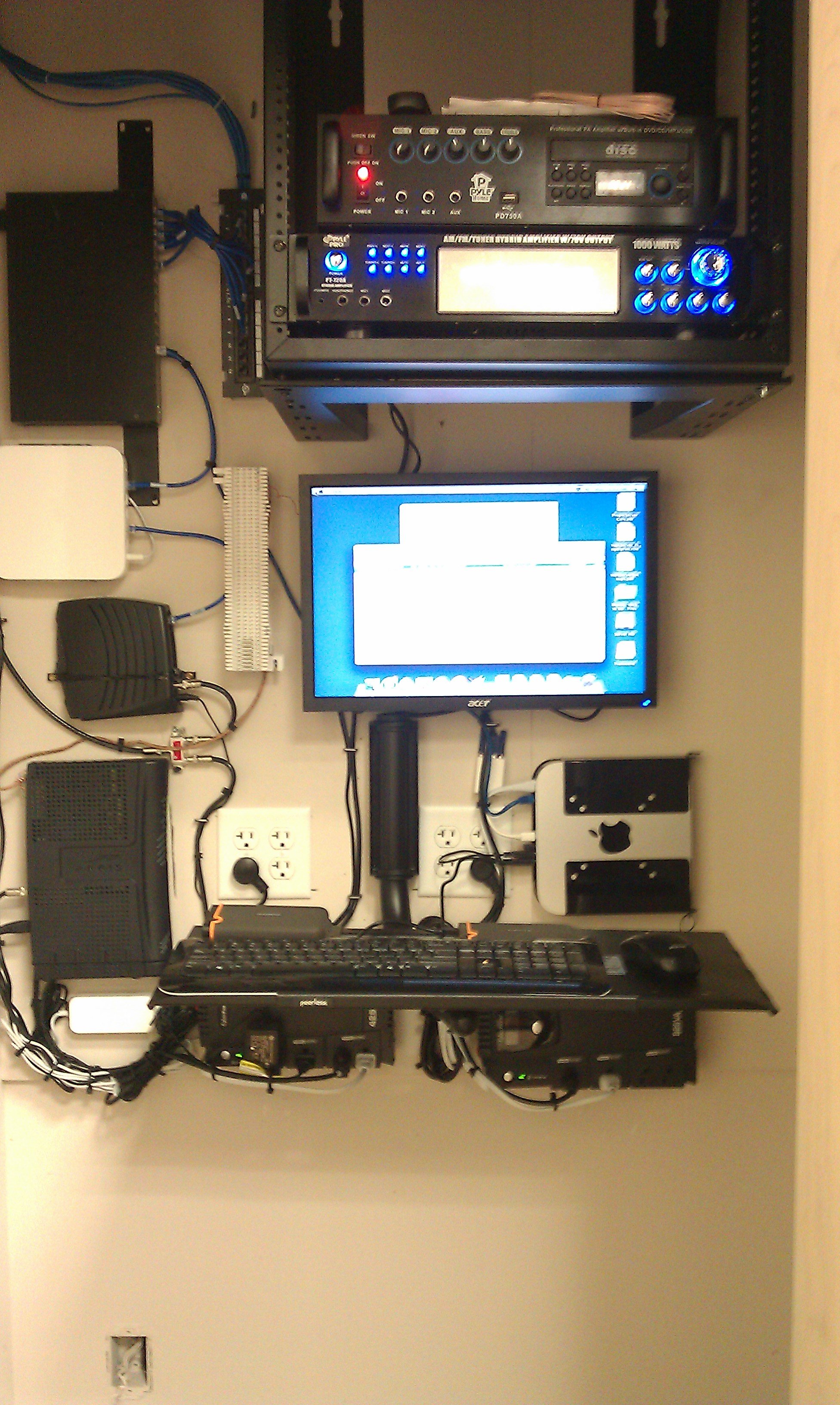 Wall-Mounted Space Server